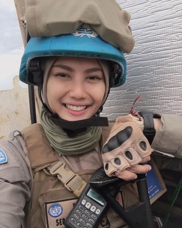 10 Fakta Briptu Hikma Nur Syafa Polwan Tangguh yang Bertugas di Afrika