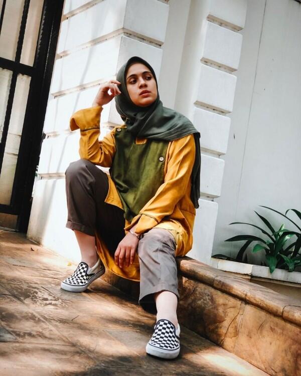 9 Inspirasi Outfit Santai ala Nycta Gina buat Kamu yang Gak Mau Ribet
