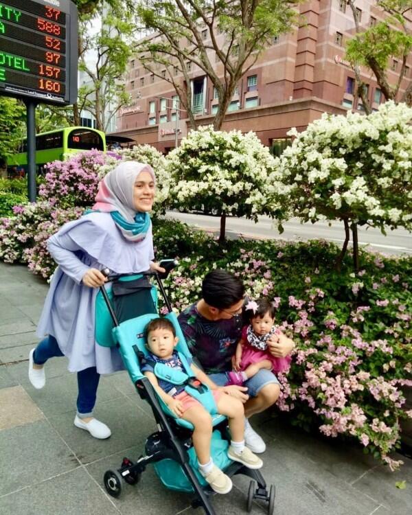 9 Inspirasi Outfit Santai ala Nycta Gina buat Kamu yang Gak Mau Ribet