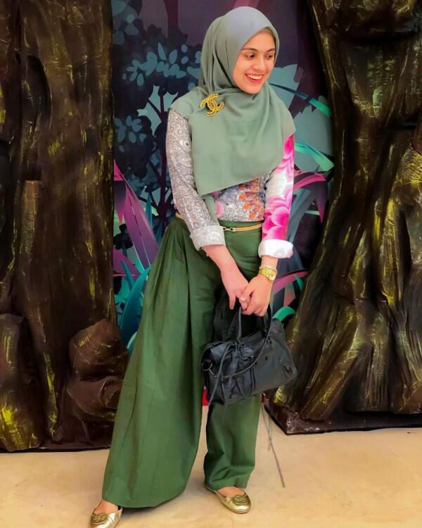 9 Inspirasi Outfit Santai ala Nycta Gina buat Kamu yang Gak Mau Ribet