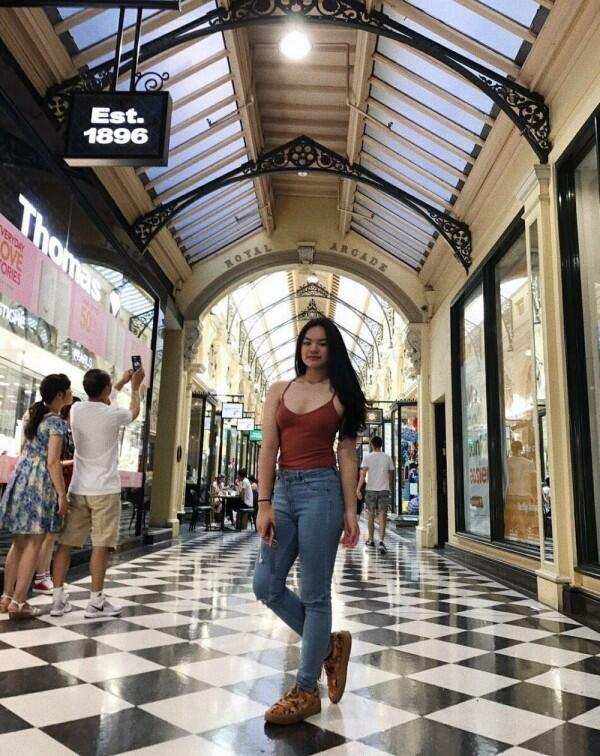 9 Ide Mix and Match Tank Top ala Shafa Harris, Stylish Banget Deh!
