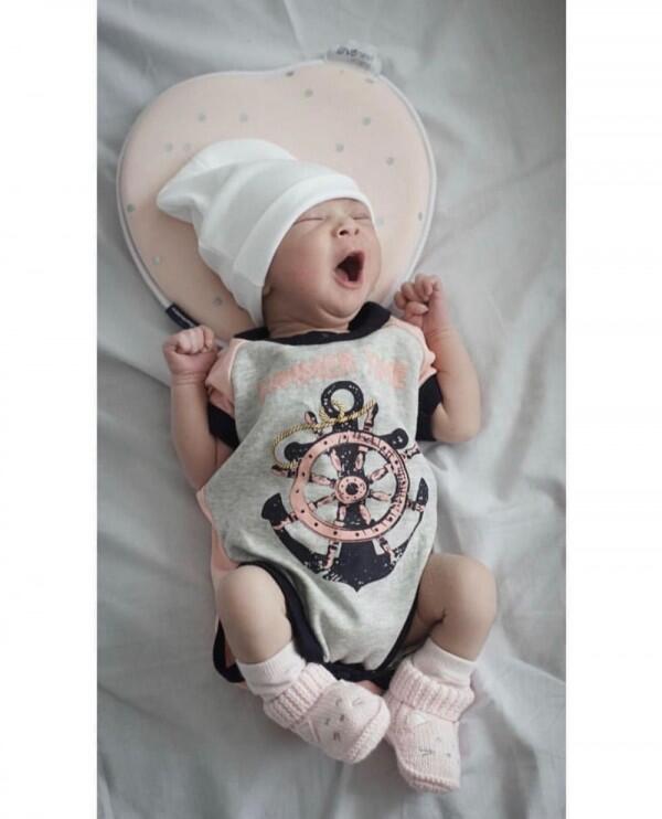 10 Potret Lalika Airia June, Anak Pertama Poppy Sovia yang Manis Abis