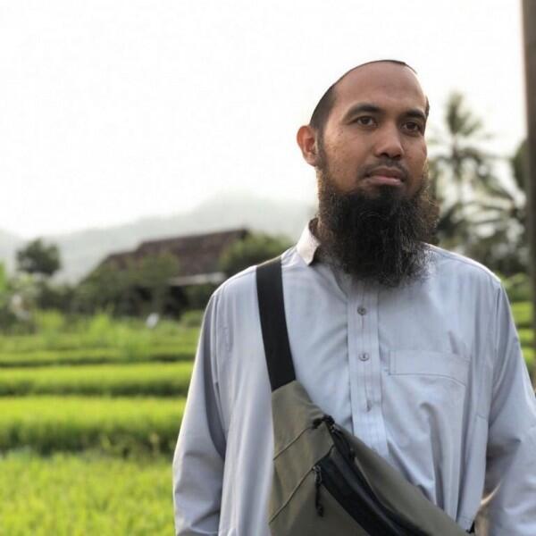 Memperdalam Agama, Uki eks Noah & 10 Musisi Tanah Air Putuskan Hijrah