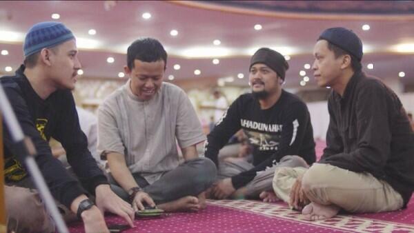 Memperdalam Agama, Uki eks Noah & 10 Musisi Tanah Air Putuskan Hijrah