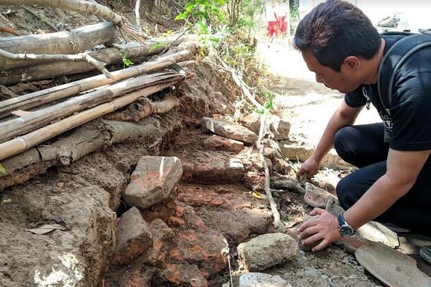 Struktur Batu Bata Kuno di Dawarblandong Pemukiman Kerajaan Majapahit