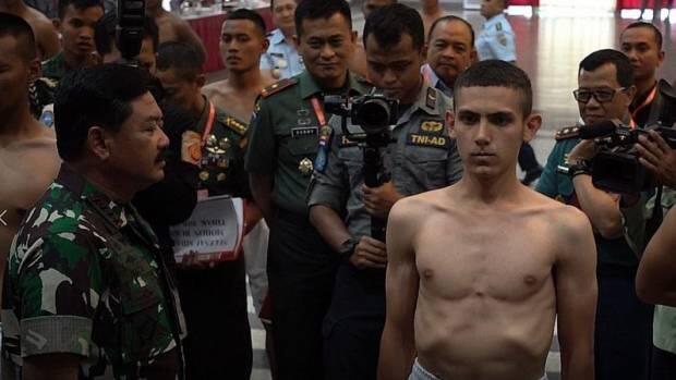 PKS Nilai Keputusan TNI AD Pertahankan Enzo Allie Tepat