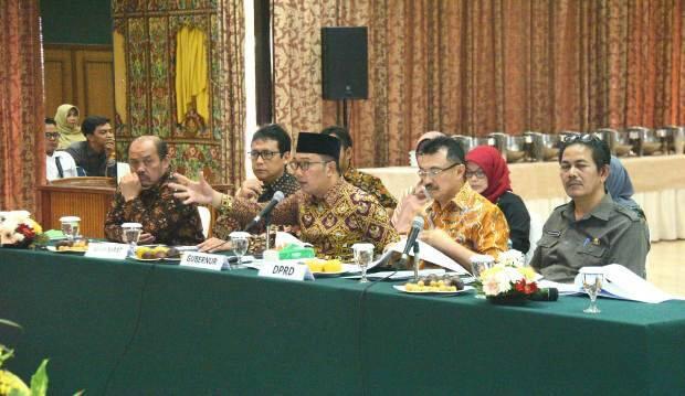 Program Pemdaprov Jabar Atasi Isu Lingkungan