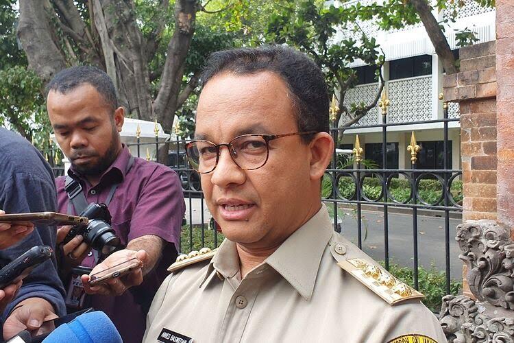 Mengejutkan !! Bertemu Jokowi di Istana, Anies Lewat Pintu Samping
