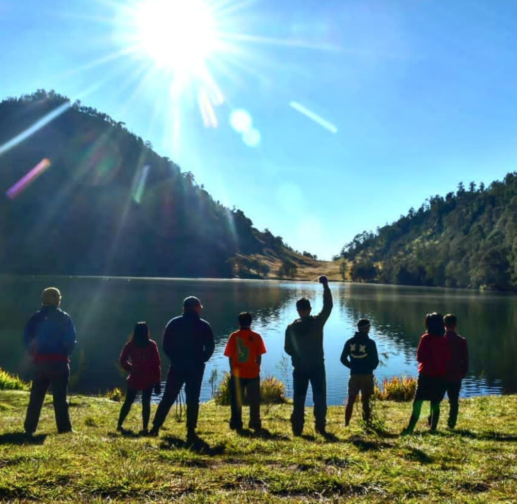 Suka Duka Muncak ke Semeru