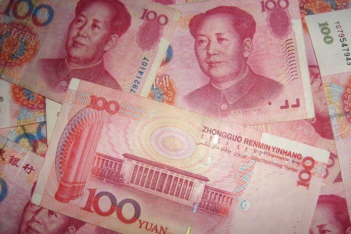 Strategi investasi untuk atasi devaluasi yuan