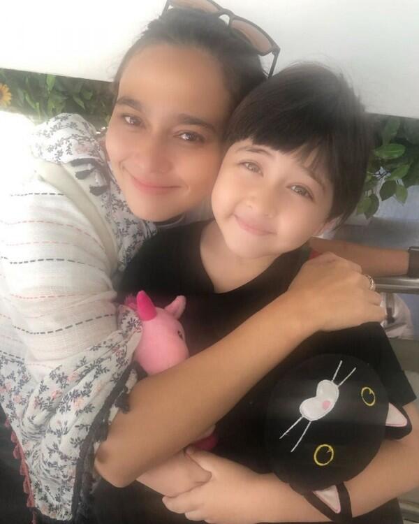 Jadi May Marais, 10 Kedekatan Ciara dengan Pemain Film Bumi Manusia