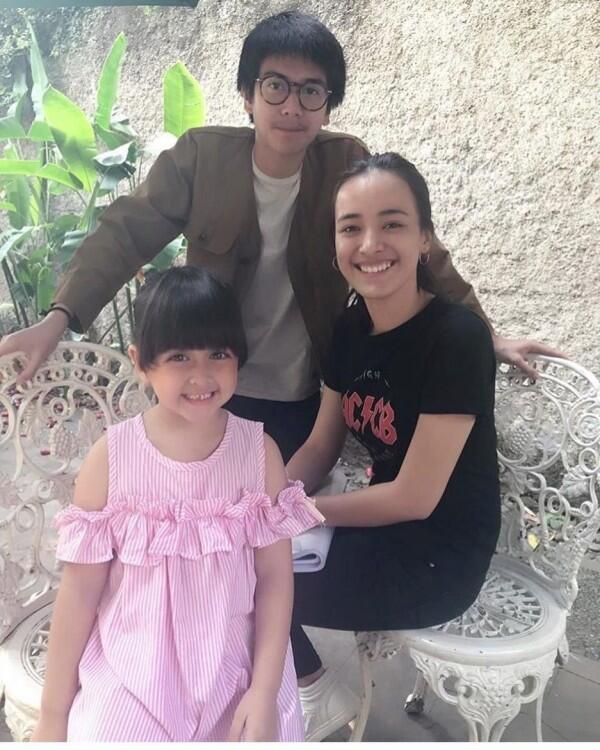 Jadi May Marais, 10 Kedekatan Ciara dengan Pemain Film Bumi Manusia