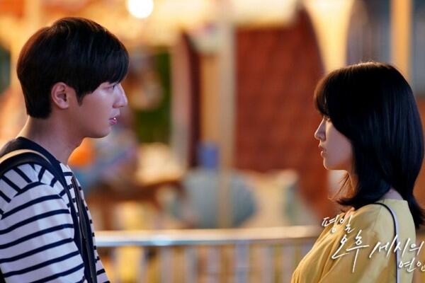 10 Potret Lee Sang Yeob & Park Ha Sun "Love Affairs in the Afternoon"