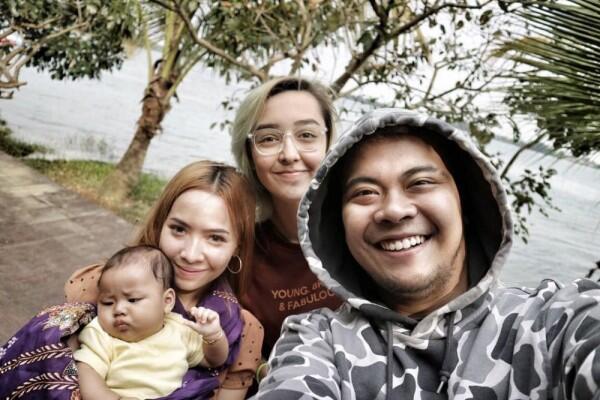 10 Potret Quinn Shanum, Putri Ilham SM*SH dan Istri yang Bikin Gemas!