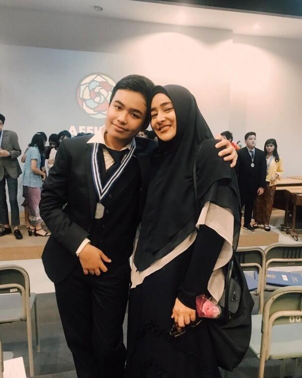 Arti Nama Tiga Anak Cindy Fatikasari-Tengku Firmansyah, Bertema Islami