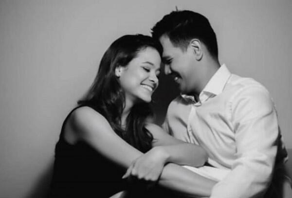 Menikah, 11 Potret Perjalanan Cinta Cantika Felder & Rocky Ramadhana