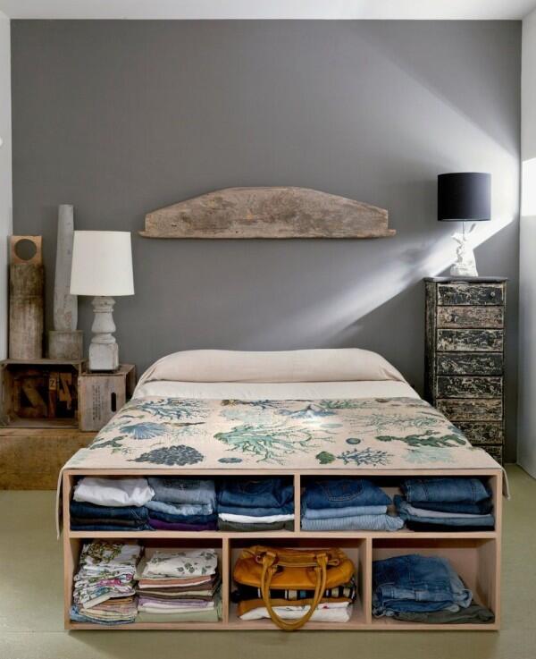 8 Desain Lemari Pakaian untuk Kamar Sempit, Gak Makan Tempat!