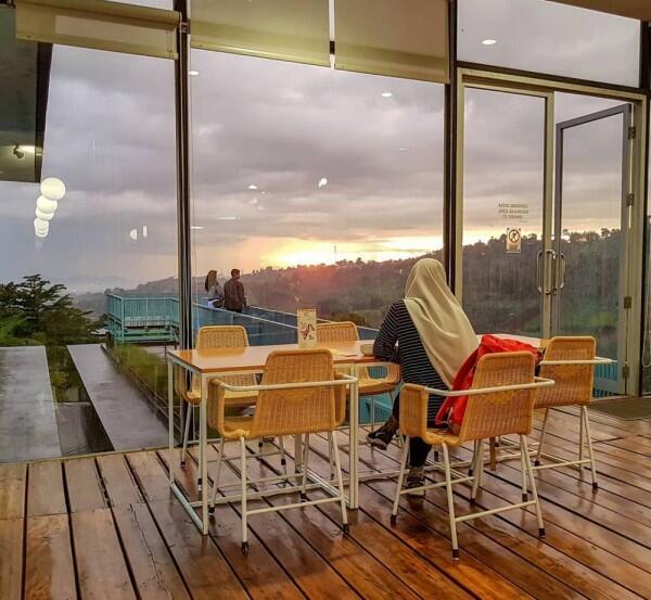 8 Kafe Kekinian di Bandung Utara yang Patut Dikunjungi