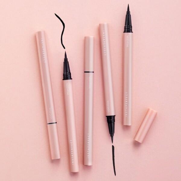 Tampil Flawless, 9 Rahasia Makeup Rutin Zaskia Adya Mecca