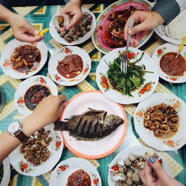 5 Tempat Makan Seafood Paling Enak di Bandung, Sudah Tahu?