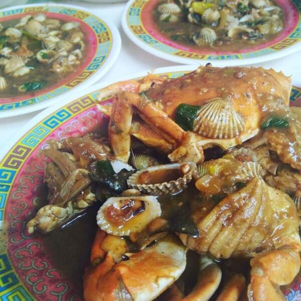 5 Tempat Makan Seafood Paling Enak di Bandung, Sudah Tahu?