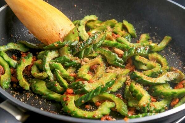 7 Tips Memasak Pare yang Enak dan Cara Meminimalisir Rasa Pahitnya