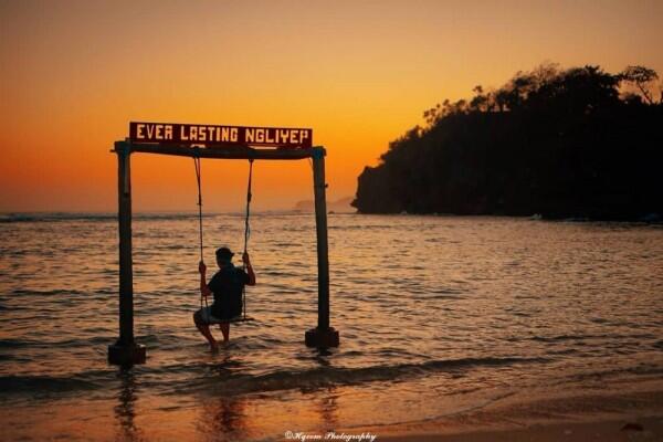 7 Rekomendasi Spot Sunset Paling Epik di Malang, Panoramanya Juara!
