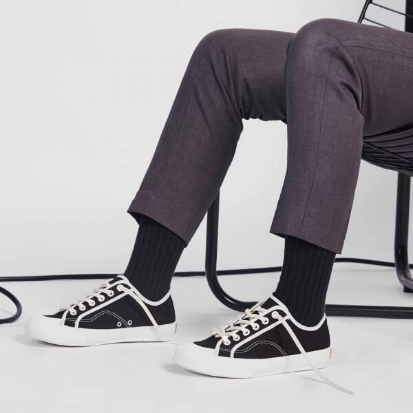 10 Rekomendasi Sneakers Brand Lokal, Berasa Pake Produk Luar!