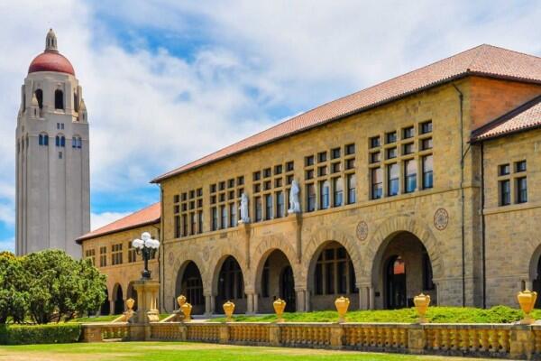 5 Fakta Stanford University, Kampus Maudy Ayunda Melanjutkan S2