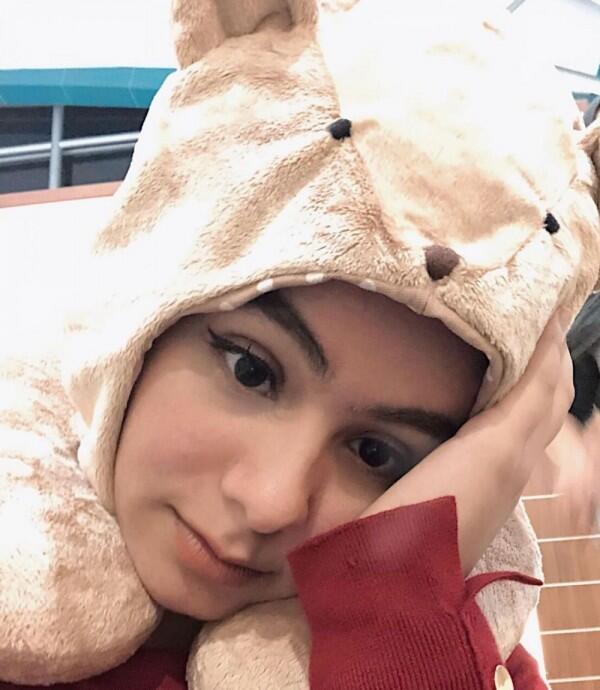 10 Potret Menggemaskan Sahila Hisyam, dari Cewek Anggun hingga Sporty