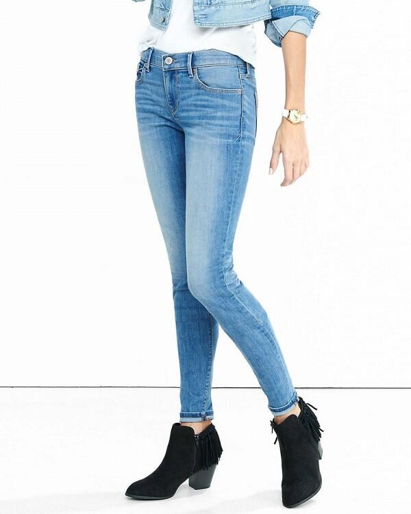 7 Jenis Celana Jeans yang Biasa Dipakai Wanita, Ada yang Tahu Namanya?