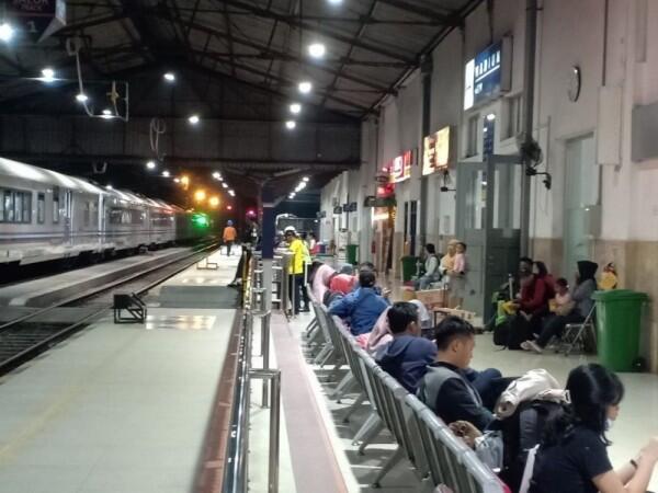 Menhub Resmikan Stasiun Kereta Api Telaga di Kabupaten Bekasi