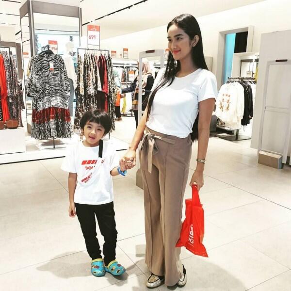 10 Potret Kehamilan Kedua Faby Marcelia, Si Cucu di Dunia Terbalik