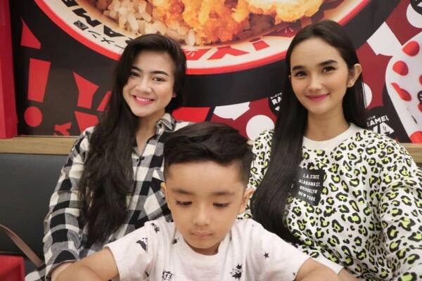 10 Potret Kehamilan Kedua Faby Marcelia, Si Cucu di Dunia Terbalik