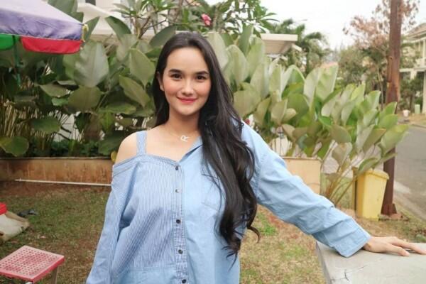 10 Potret Kehamilan Kedua Faby Marcelia, Si Cucu di Dunia Terbalik