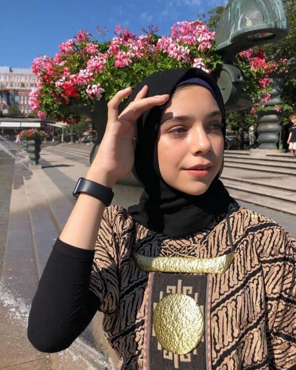 10 Potret Manis Isabel, Anak Ayu Azhari yang Kini Beranjak Remaja