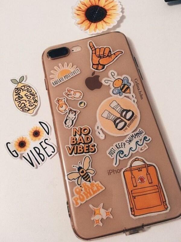10 DIY Gampang Biar Phone Case Makin Menarik!