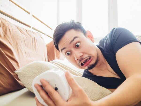 5 Cara Ngeles Saat Telat Janjian Ini Ngeselin Banget Lho, Jangan Ya!