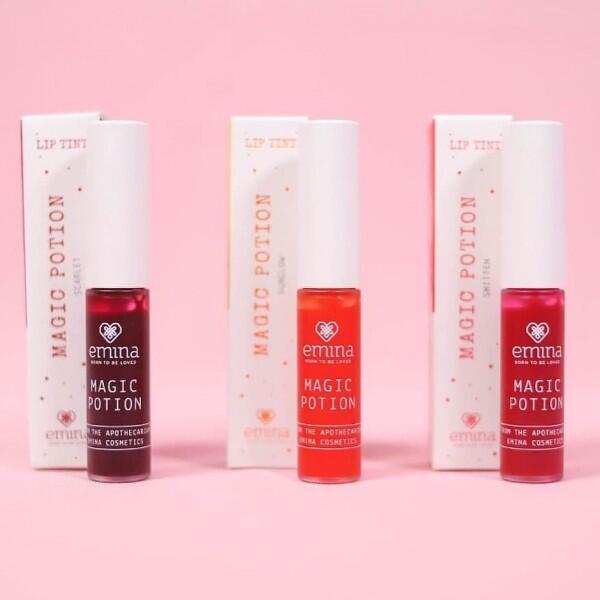 5 Rekomendasi Lip Tint Warna Orange yang Bikin Wajah Terlihat Segar!