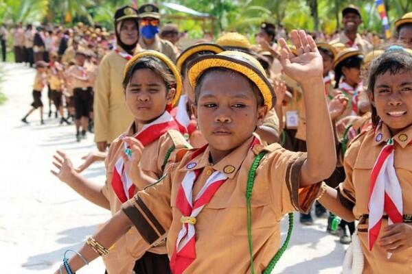 Bocah Polos, Ingin Menjadi Anak Pramuka