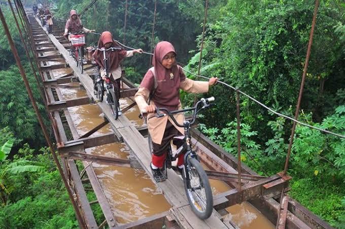 Perlunya Infrastruktur Di Bidang Pendidikan