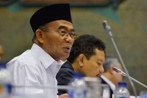 Mendikbud Minta Tunjangan Guru Honorer Dialokasikan dalam DAU