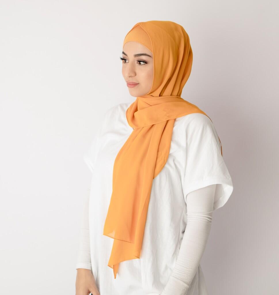 5 Warna  Jilbab  yang  Cocok untuk Pemula Modis Tapi Simple 