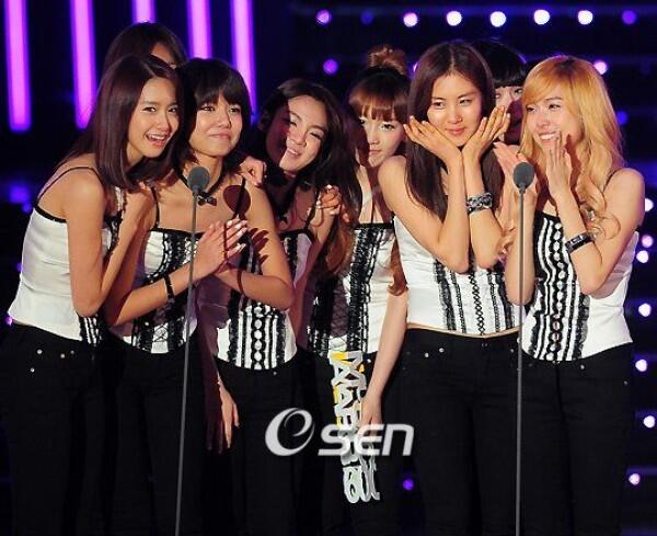 Berkarier Dalam 12 Tahun, Ini Prestasi yang Berhasil Diraih SNSD