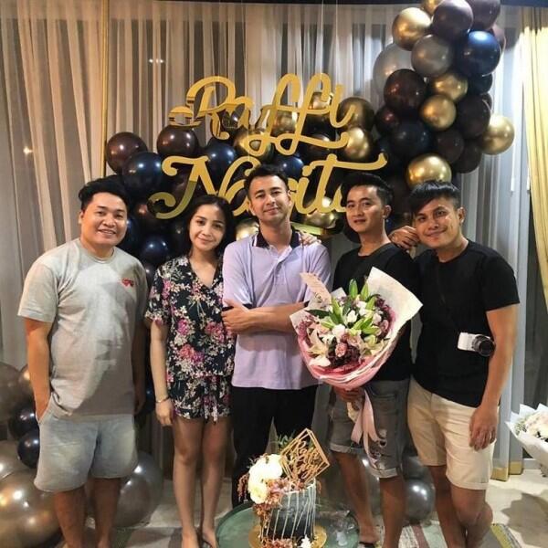 Mundur Jadi Asisten, 10 Kenangan Raffi Ahmad dan Merry Bak Saudara