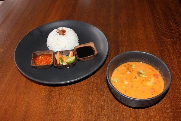 5 Kuliner Kuah Santan Khas Betawi yang Gurihnya Nempel di Lidah