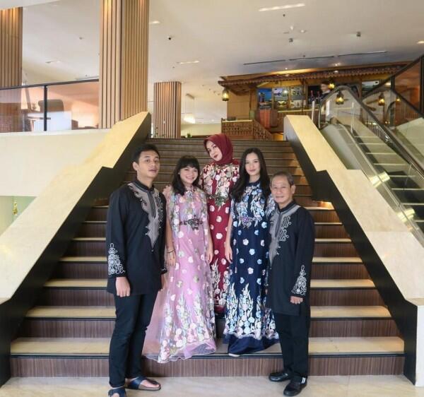 10 Potret Ahmad Dekatama, Kakak Amel Carla yang Curi Perhatian