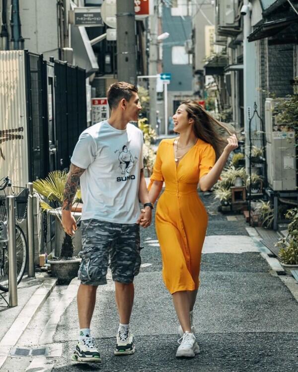 10 Potret Liburan Andrea Dian & Ganindra Bimo ke Jepang, Couple Goals!