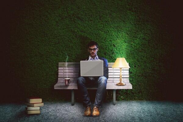 Gak Selalu Buruk, Ini 5 Sisi Baik Punya Pasangan Workaholic
