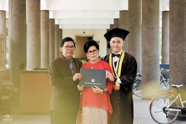 8 Toga Wisuda Terkece dari Kampus di Indonesia, Ada USU Hingga UII